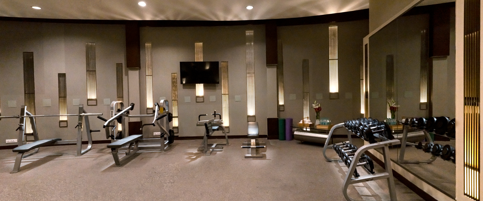 Hotels with a gym in Andheri East.jpg